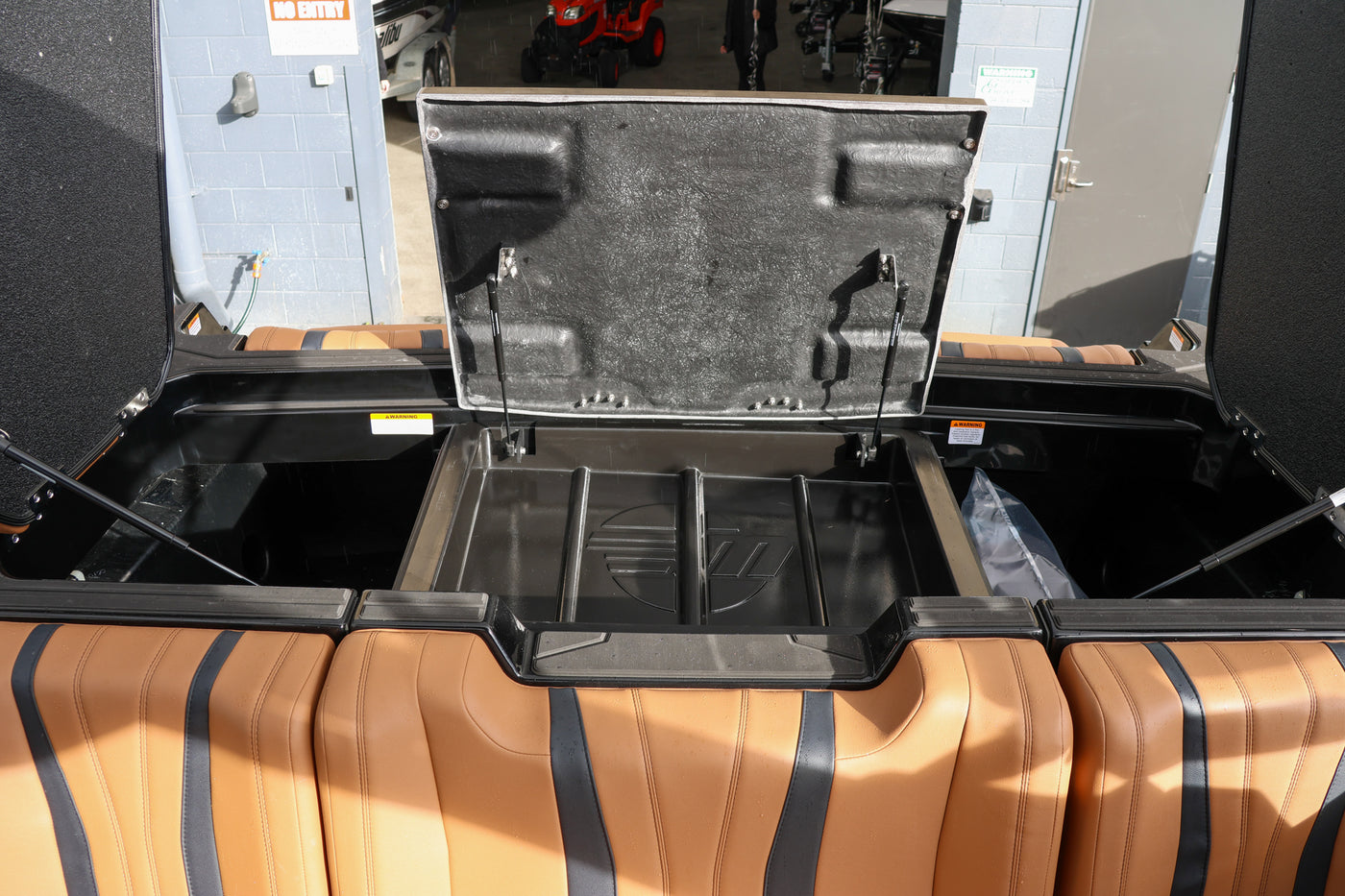 2026 Malibu Wakesetter 22LSV