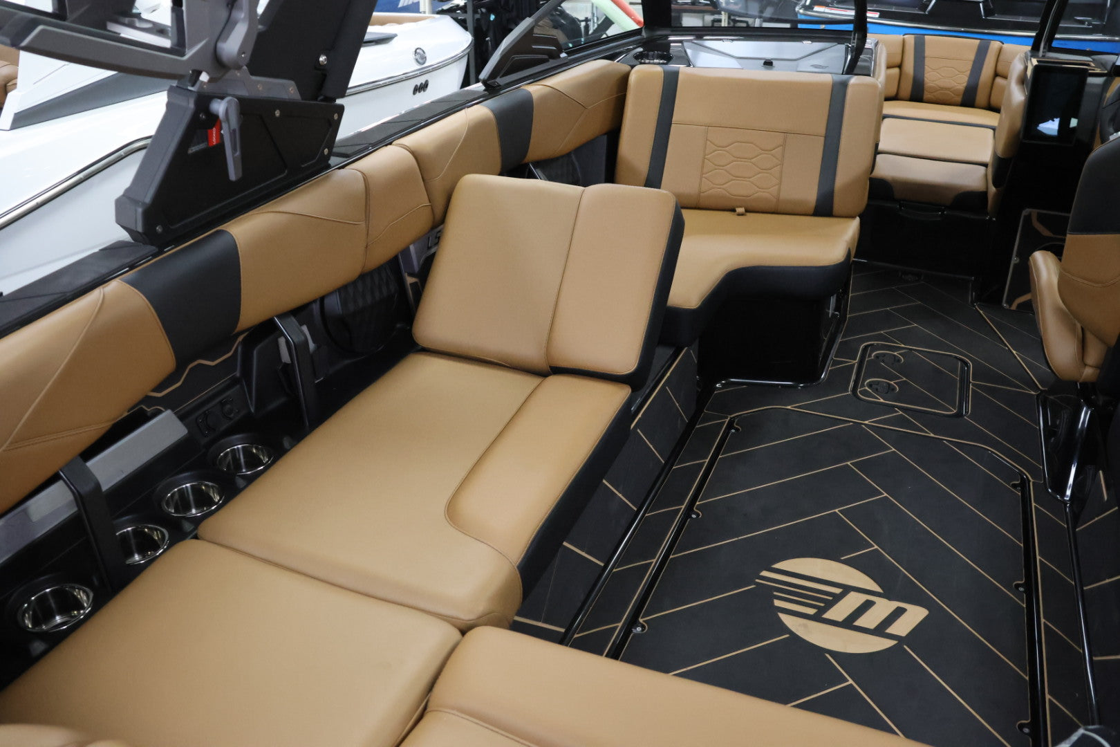 2025 Malibu Wakesetter 23LSV - SOLD