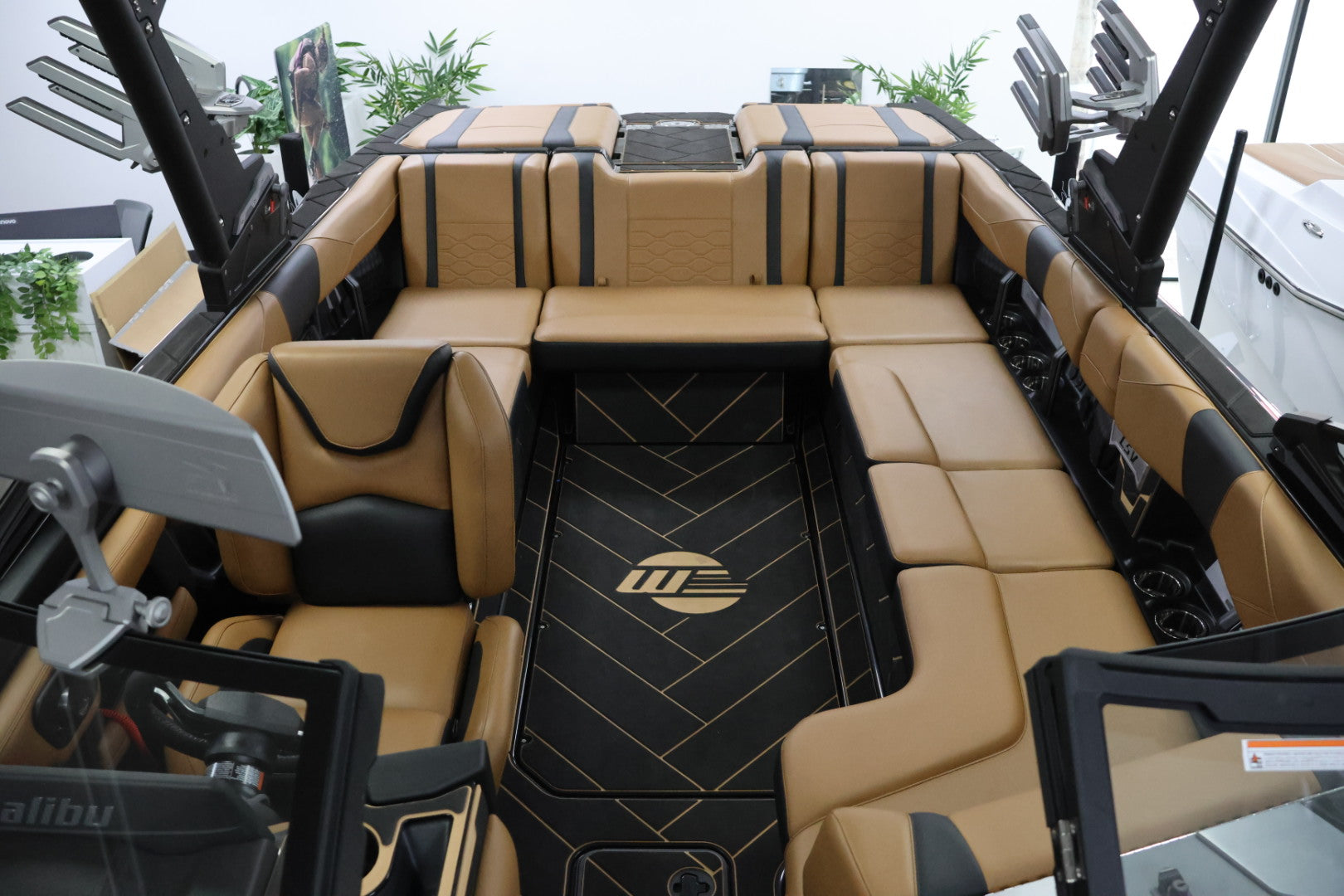 2025 Malibu Wakesetter 23LSV - SOLD