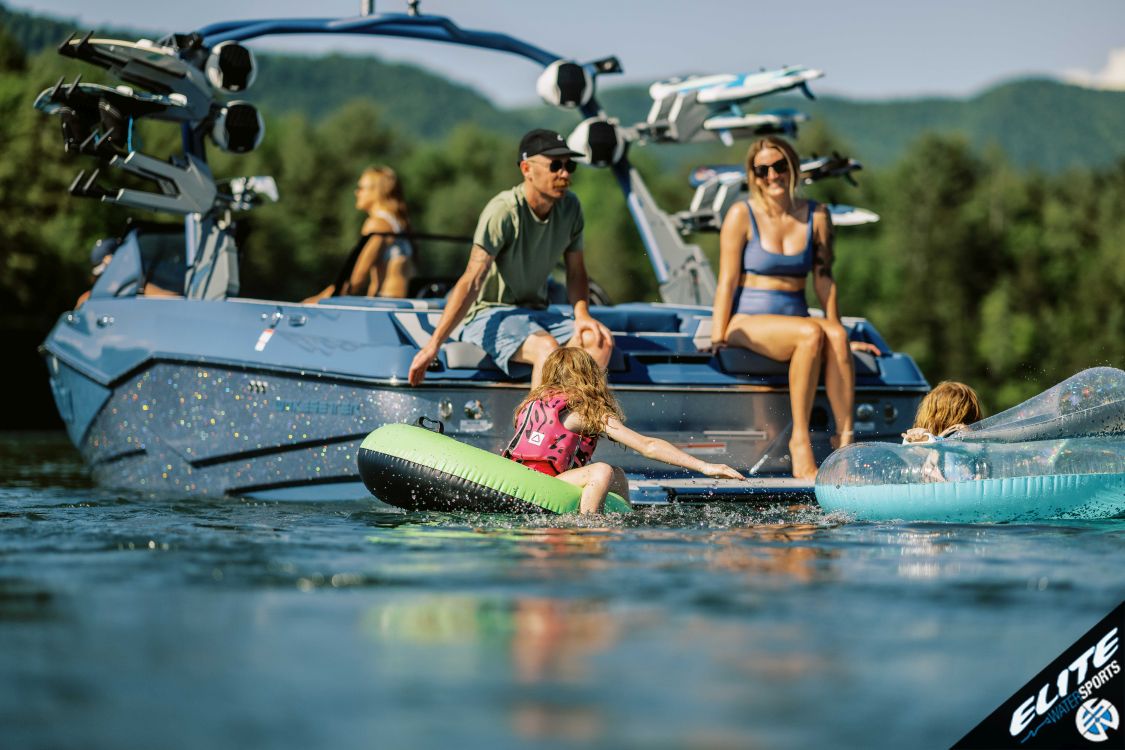 2025 Malibu Wakesetter 22LSV