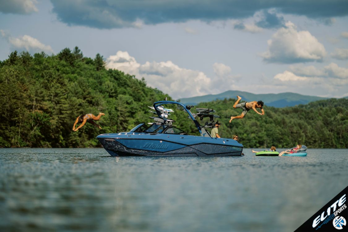 2025 Malibu Wakesetter 22LSV