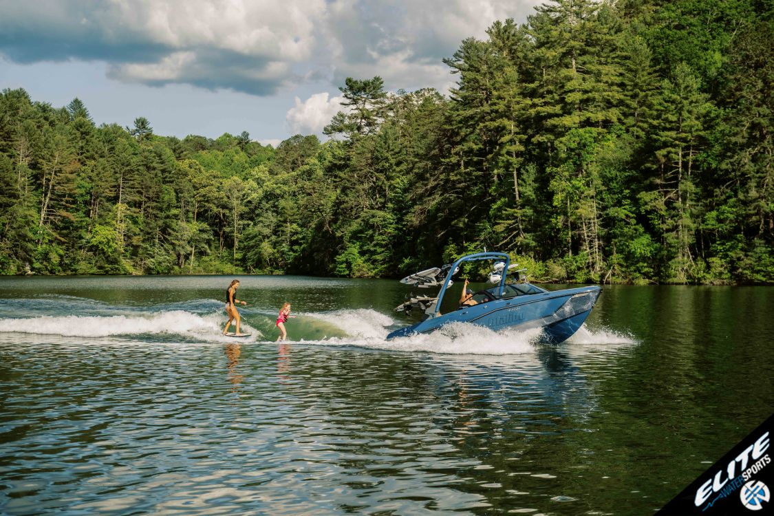 2025 Malibu Wakesetter 22LSV