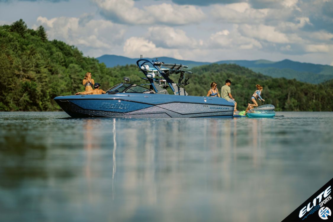 2025 Malibu Wakesetter 22LSV